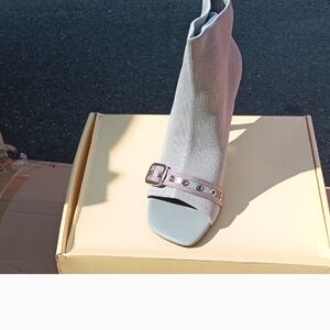 Chic Gray Peep-Toe Heeled Boots